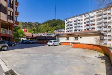Foto 16 de Estupendo piso en venta en San Sebastián, en el barrio de Bidebieta, con muy buenas vistas despejadas Foto 16 de Estupendo piso en venta en San Sebastián, en el barrio de Bidebieta, con muy buenas vistas despejadas