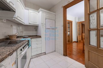 Foto 11 de Interesante, versátil y luminosa vivienda en venta, situada en el barrio del Antiguo. San Sebastián.