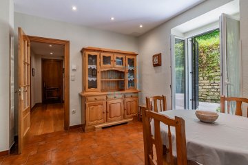 Foto 12 de Interesante, versátil y luminosa vivienda en venta, situada en el barrio del Antiguo. San Sebastián.