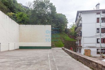 Foto 21 de Interesante, versátil y luminosa vivienda en venta, situada en el barrio del Antiguo. San Sebastián.