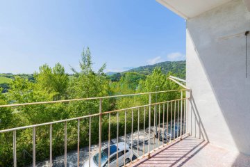 Foto 4 de Piso en venta en Ibaeta en zona muy tranquila