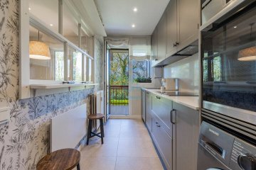 Foto 10 de Luminosa vivienda de diseño, con terraza y vistas despejadas a la venta, en San Sebastián