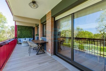 Foto 30 de Luminosa vivienda de diseño, con terraza y vistas despejadas a la venta, en San Sebastián