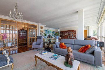 Foto 6 de Magnífico dúplex con vistas a La Concha y terraza exclusiva a la venta