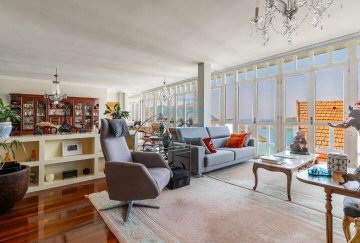 Foto 7 de Magnífico dúplex con vistas a La Concha y terraza exclusiva a la venta