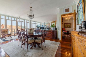 Foto 8 de Magnífico dúplex con vistas a La Concha y terraza exclusiva a la venta