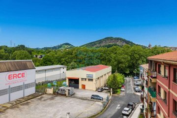 Foto 17 de Bonito piso en venta en Hernani situado en zona tranquila y bien comunicada con Donostia-San Sebastián.