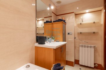Foto 21 de Bonito piso en venta en Hernani situado en zona tranquila y bien comunicada con Donostia-San Sebastián.