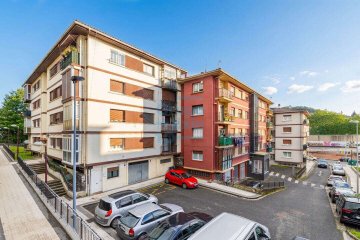 Foto 29 de Bonito piso en venta en Hernani situado en zona tranquila y bien comunicada con Donostia-San Sebastián.