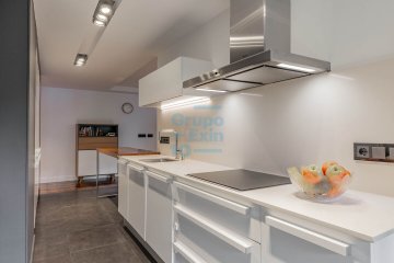 Foto 9 de Interesante y amplia vivienda en venta en una de las mejores zonas de Amara, en San Sebastián.