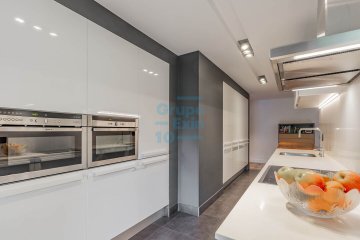 Foto 10 de Interesante y amplia vivienda en venta en una de las mejores zonas de Amara, en San Sebastián.