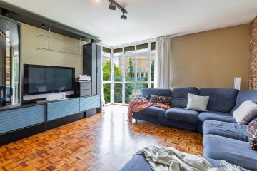 Foto 12 de Amplia vivienda familiar en venta en Mons Barrio de Intxaurrondo de San Sebastián bien comunicado con el centro de la ciudad.
