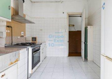 Foto 11 de Piso con mucho potencial para reformar, con balcón y Orientación Sur, a la venta en Pasajes