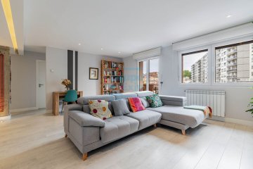 Foto 5 de Vivienda reformada en venta con posibilidad de 3 habitaciones en el corazón de El Antiguo, San Sebastián - Gipuzkoa