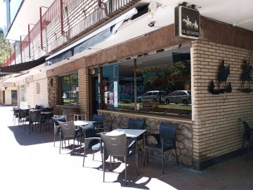 Foto 7 de Se vende bar en pleno funcionamiento en el corazón del Barrio de Alza (Donostia-San Sebastián)