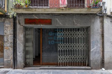 Foto 2 de Coqueto local comercial a la venta en la mejor zona de la parte vieja de Tolosa