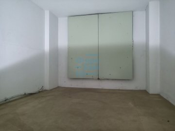 Foto 7 de Amplio garaje cerrado en venta con dos plazas independientes y espacio adicional libre.Ubicado en zona de Paseo de Miraconcha, San Sebastián.