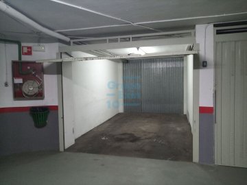Foto 12 de Amplio garaje cerrado en venta con dos plazas independientes y espacio adicional libre.Ubicado en zona de Paseo de Miraconcha, San Sebastián.
