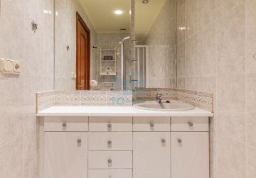 Foto 17 de Aukera paregabeko etxebizitza Altzan salgai / Estupenda oportunidad de piso a la venta en Alza.