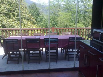 Foto 9 de Espectacular complejo rural, con casa, cabaña, piscina y terreno, a la venta en Hernani.