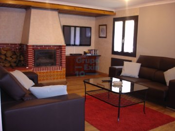 Foto 22 de Espectacular complejo rural, con casa, cabaña, piscina y terreno, a la venta en Hernani.