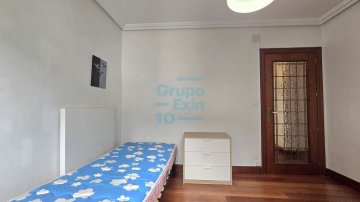 Foto 13 de Exclusiva vivienda en venta con vistas al mar en el corazón del Antiguo, en Donostia-San Sebastián. Foto 13 de Exclusiva vivienda en venta con vistas al mar en el corazón del Antiguo, en Donostia-San Sebastián.