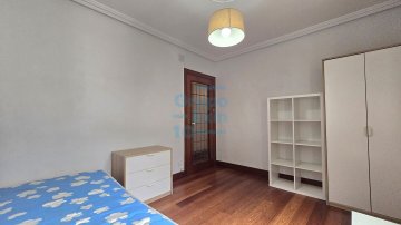 Foto 14 de Exclusiva vivienda en venta con vistas al mar en el corazón del Antiguo, en Donostia-San Sebastián. Foto 14 de Exclusiva vivienda en venta con vistas al mar en el corazón del Antiguo, en Donostia-San Sebastián.