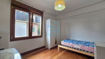 Foto 16 de Exclusiva vivienda en venta con vistas al mar en el corazón del Antiguo, en Donostia-San Sebastián. Foto 16 de Exclusiva vivienda en venta con vistas al mar en el corazón del Antiguo, en Donostia-San Sebastián.