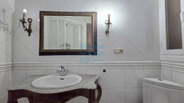 Foto 19 de Exclusiva vivienda en venta con vistas al mar en el corazón del Antiguo, en Donostia-San Sebastián. Foto 19 de Exclusiva vivienda en venta con vistas al mar en el corazón del Antiguo, en Donostia-San Sebastián.