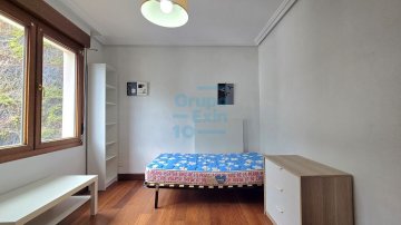 Foto 20 de Exclusiva vivienda en venta con vistas al mar en el corazón del Antiguo, en Donostia-San Sebastián. Foto 20 de Exclusiva vivienda en venta con vistas al mar en el corazón del Antiguo, en Donostia-San Sebastián.