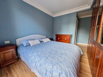 Foto 8 de Alquiler temporal para AGOSTO en Gros, al comienzo de Pº Colón a un paso del Kursal y la playa Foto 8 de Alquiler temporal para AGOSTO en Gros, al comienzo de Pº Colón a un paso del Kursal y la playa