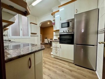 Foto 19 de Alquiler temporal para AGOSTO en Gros, al comienzo de Pº Colón a un paso del Kursal y la playa Foto 19 de Alquiler temporal para AGOSTO en Gros, al comienzo de Pº Colón a un paso del Kursal y la playa