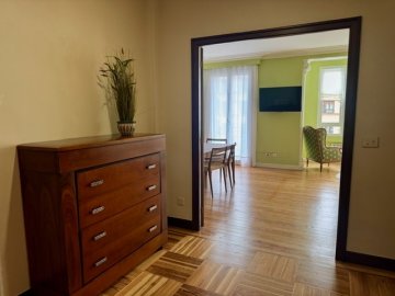 Foto 21 de Alquiler temporal para AGOSTO en Gros, al comienzo de Pº Colón a un paso del Kursal y la playa Foto 21 de Alquiler temporal para AGOSTO en Gros, al comienzo de Pº Colón a un paso del Kursal y la playa