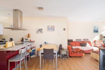 Foto 8 de BAJO EXTERIOR CON TERRAZA Y JARDIN A 10 MINUTOS DEL CENTRO Foto 8 de BAJO EXTERIOR CON TERRAZA Y JARDIN A 10 MINUTOS DEL CENTRO