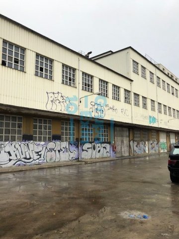 Foto 2 de Local en edificio industrial