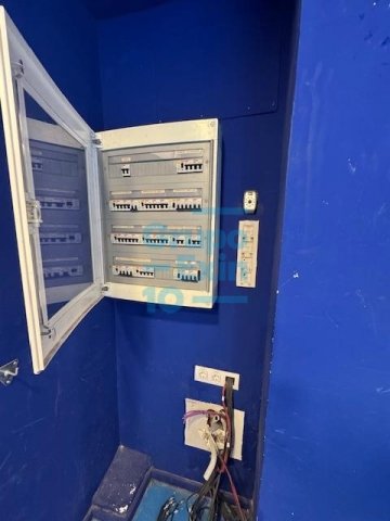 Foto 26 de Fachada principal a Carlos I.