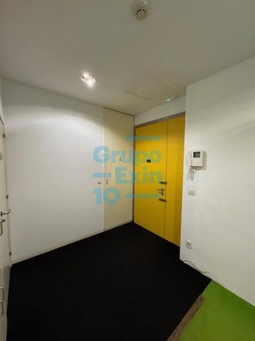 Foto 54 de Oficina de esquina