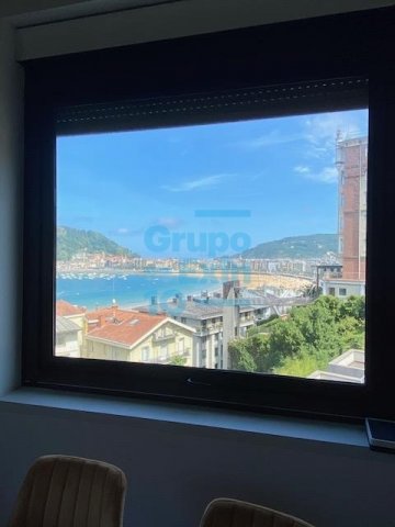 Foto 9 de Vistas bahia, con garaje cerrado. Vacío