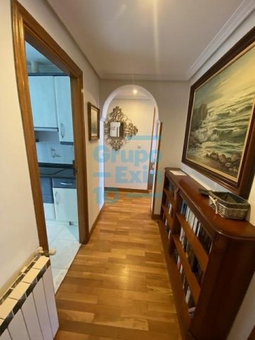 Foto 10 de Vistas bahia, con garaje cerrado. Vacío