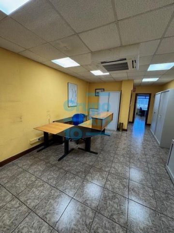 Foto 7 de Muy bien comunicada. Polígono Bidebitarte. Astigarraga.