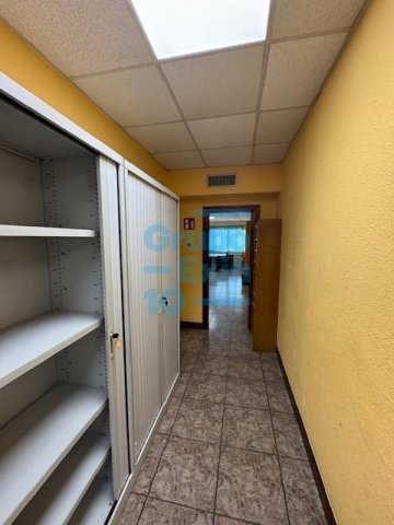 Foto 8 de Muy bien comunicada. Polígono Bidebitarte. Astigarraga.