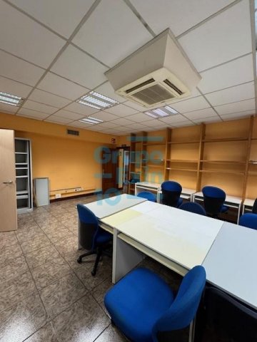 Foto 11 de Muy bien comunicada. Polígono Bidebitarte. Astigarraga.