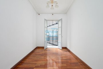 Foto 2 de Calle Prim junto Plaza Bilbao , a reformar Foto 2 de Calle Prim junto Plaza Bilbao , a reformar