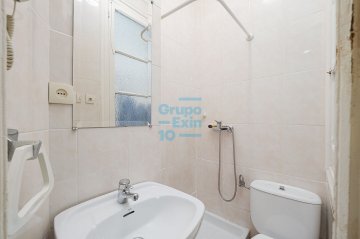 Foto 18 de Calle Prim junto Plaza Bilbao , a reformar Foto 18 de Calle Prim junto Plaza Bilbao , a reformar