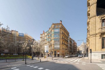 Foto 25 de Calle Prim junto Plaza Bilbao , a reformar Foto 25 de Calle Prim junto Plaza Bilbao , a reformar