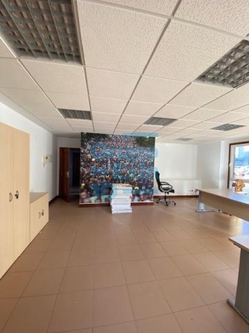 Foto 4 de POL 27. Oficina acondicionada. Foto 4 de POL 27. Oficina acondicionada.