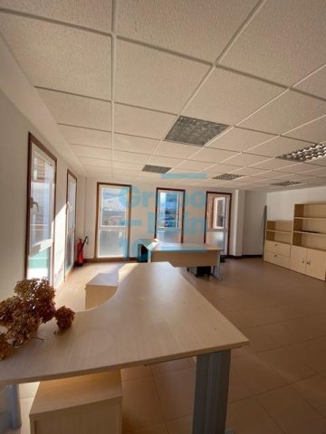 Foto 6 de POL 27. Oficina acondicionada. Foto 6 de POL 27. Oficina acondicionada.