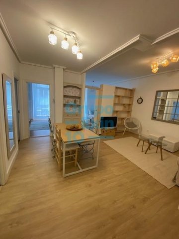 Foto 35 de Piso exterior con balcón, amueblado