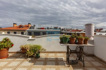 Foto 6 de Ático en primera línea, con preciosas vistas al mar y 2 amplias terrazas (al Norte y al Sur). Estado a reformar.