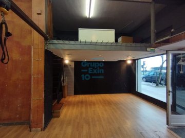 Foto 8 de Local ideal para abrir tu nuevo negocio, en pleno centro de Gros, orientado al Paseo de la Zurriola de 85 m2 útiles